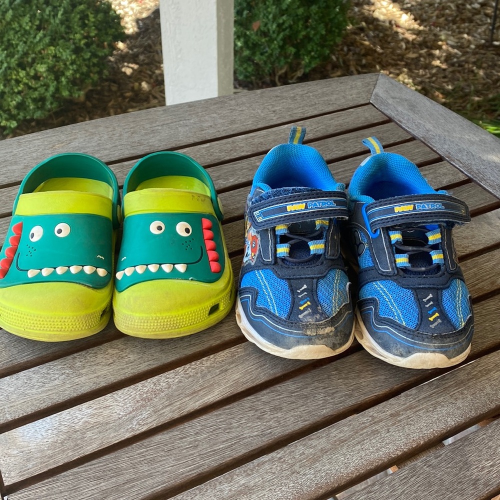 2 pairs toddler size 8 shoes boys light 💡 up and slip-on, Paw Patrol